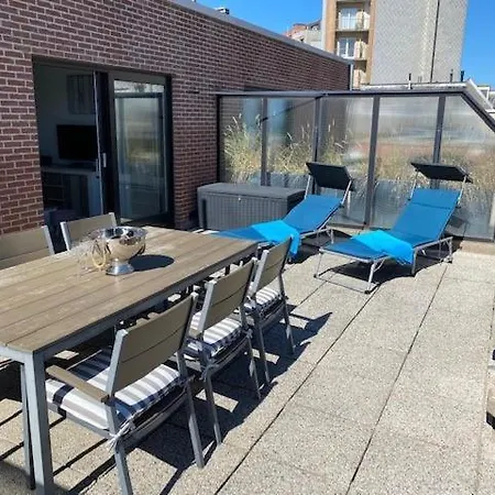Gezellig Dakappartement Met Zeezicht En 2 Terrassen Apartment Westende